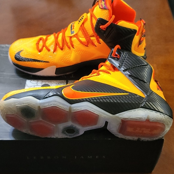 Lebron 12 Witness sz 13 worn 1 - Picture 4 of 4